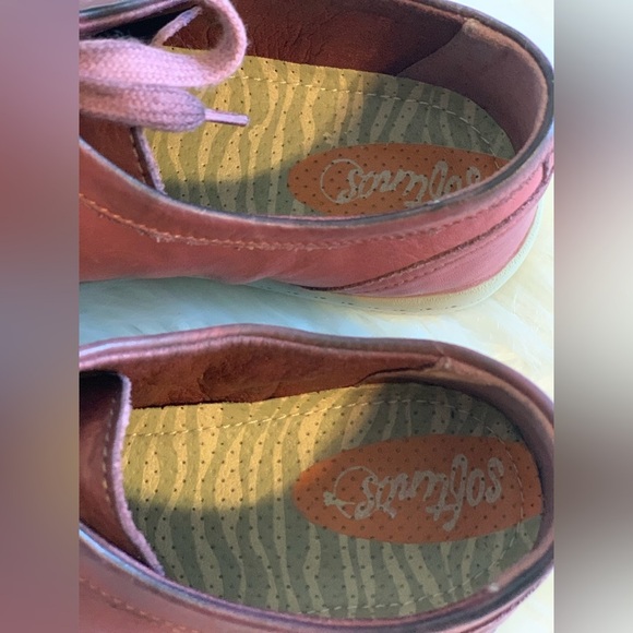 SOFTINOS Purple Leather Lace Up Sneakers - Picture 4 of 5